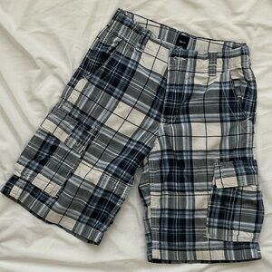 GAP Men's Blue and White Plaid Cargo Shorts